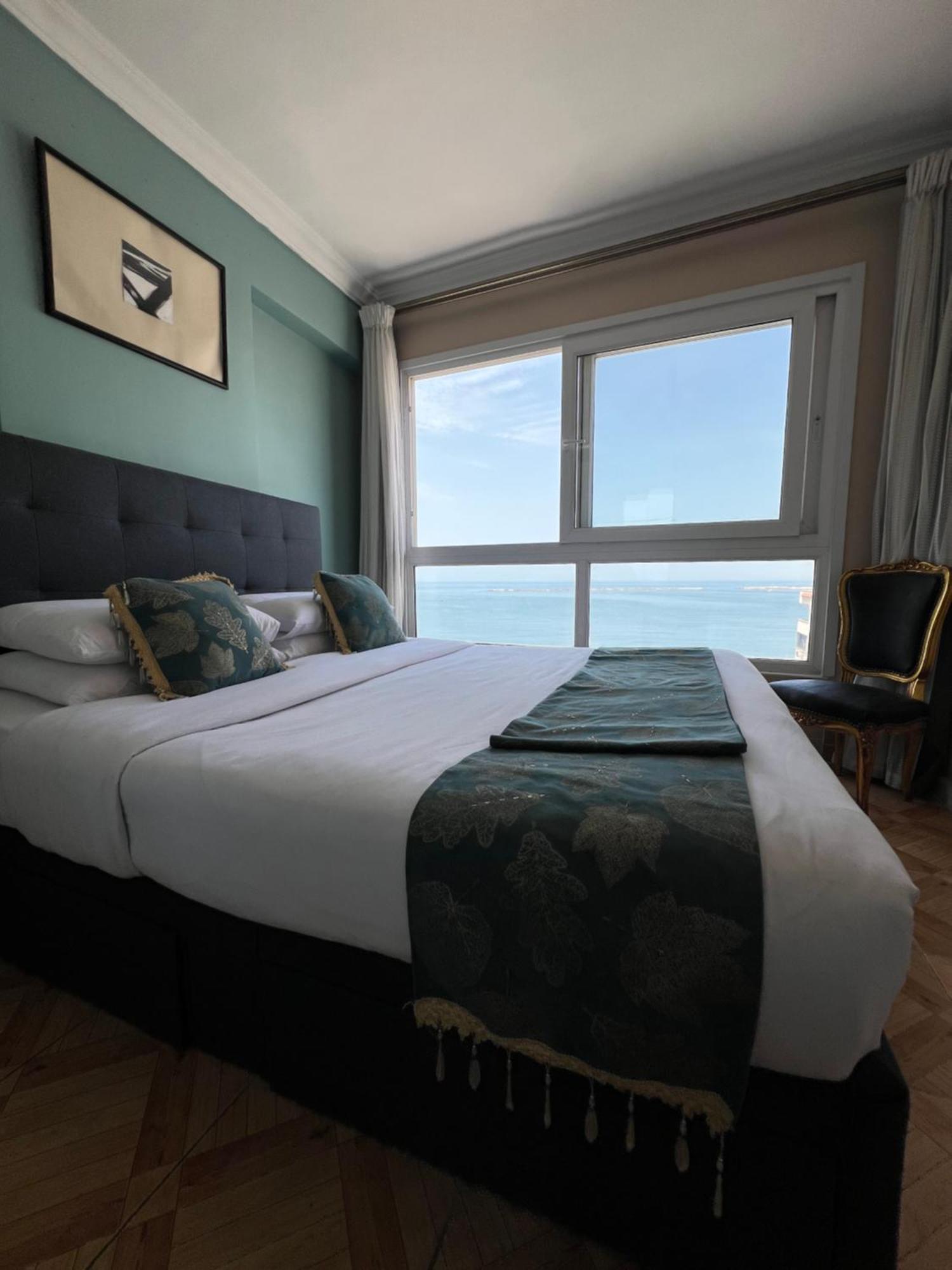 Downtown Sea View Suites อเล็กซานเดรีย ภายนอก รูปภาพ